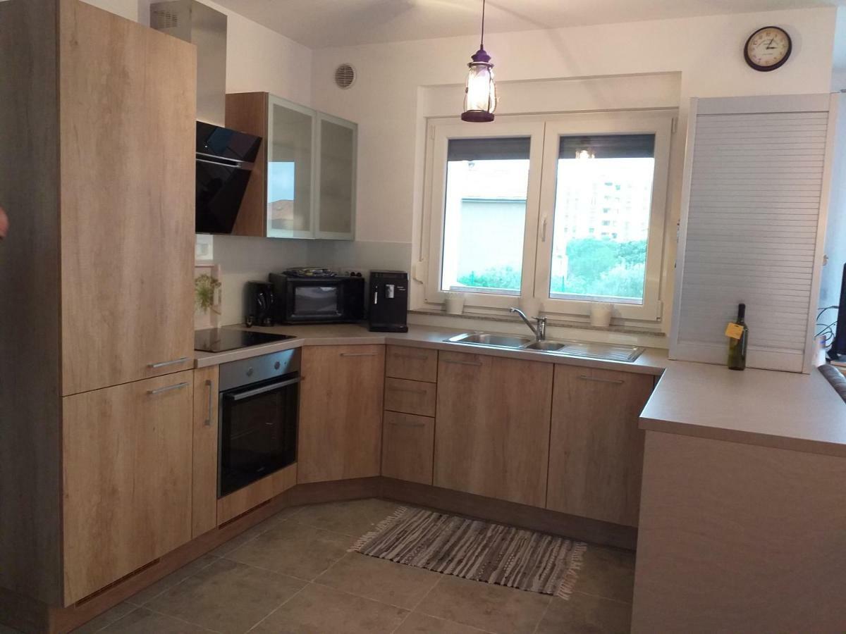 Apartman Leanton Pula Exterior foto